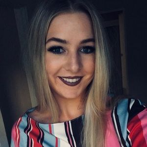 Meet your Posher, Holly